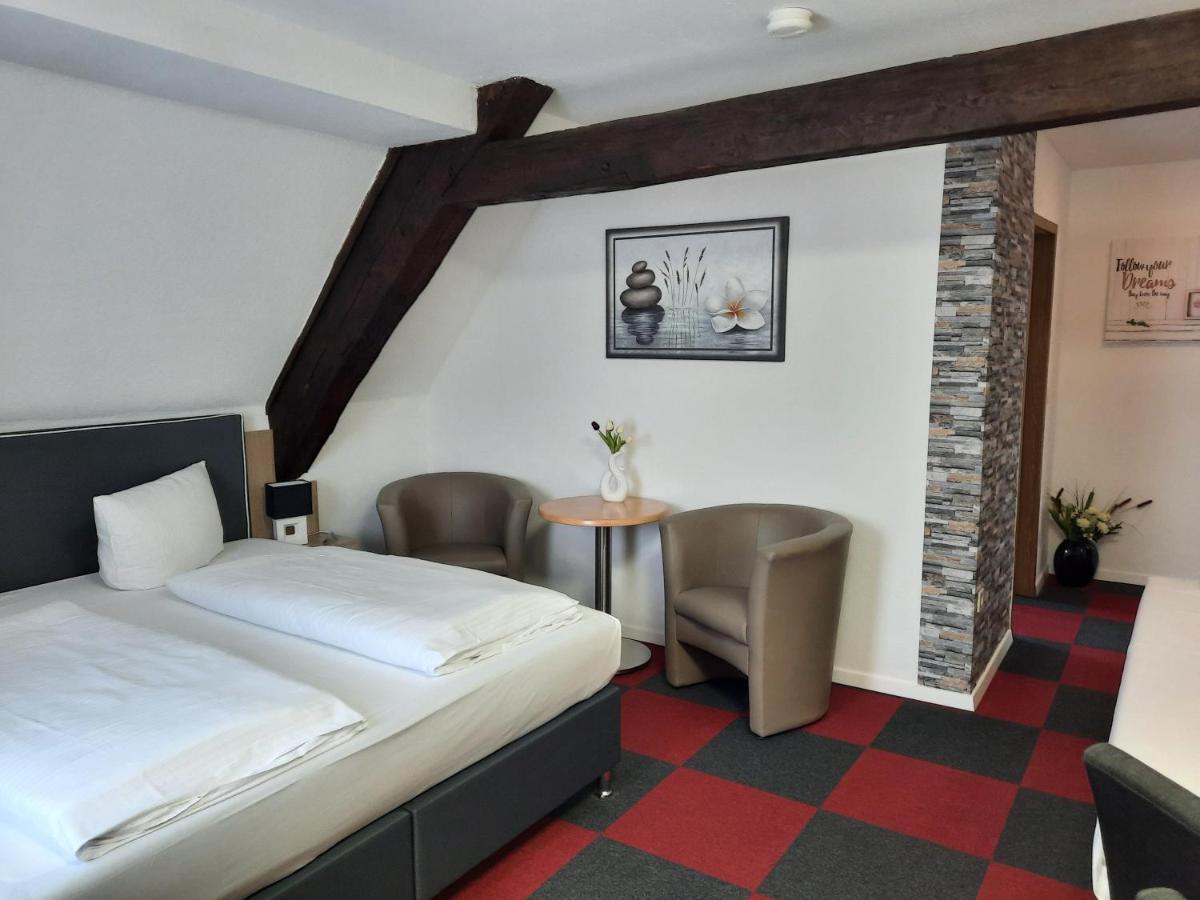 Hotel Luca Betzenstein Bagian luar foto