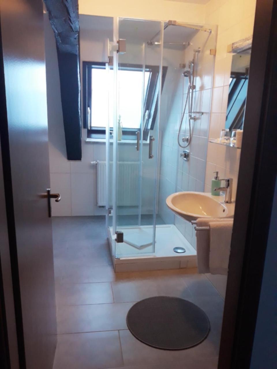 Hotel Luca Betzenstein Bagian luar foto